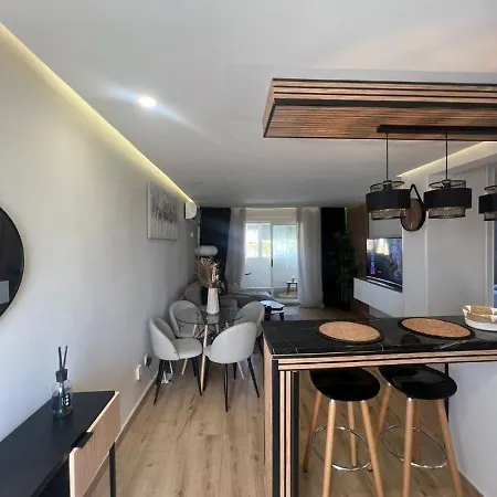 Apartamento Yanis 公寓 *