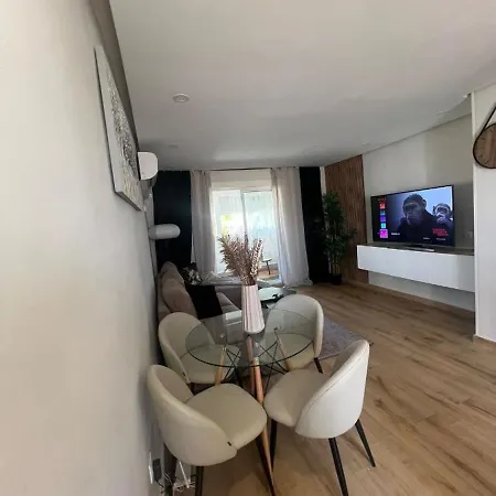 Apartamento Yanis 公寓 托雷维耶哈